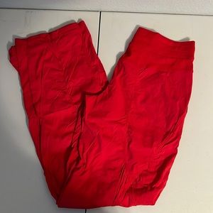 Lululemon Dance Studio Pant. Size 8Tall. Red color